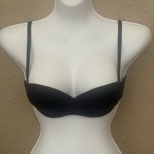 EUC Calvin Klein Convertible Black Padded Demi Bra—34B